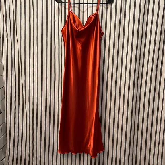 Copper dress - Picture 1 of 2